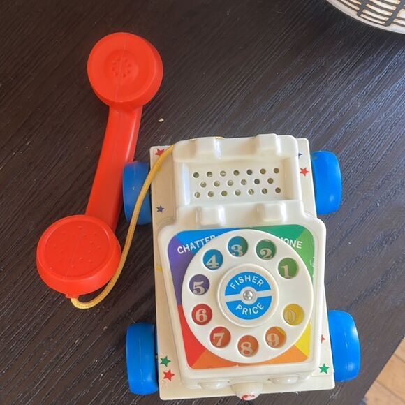 Fisher-Price Vintage Chatter Phone - Vintage Toys - Picture 7 of 7